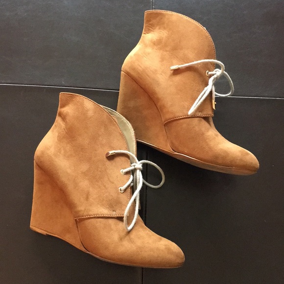 Zara Shoes - Zara Trafaluc Brown Suede Wedge Booties
